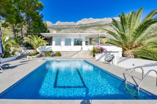 Bernia Villa | Domaine du kognak Altea by LG Home location