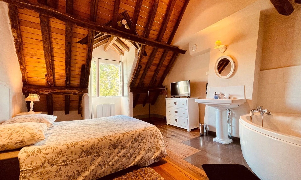 Thiveral-Grignon Apartment | Domaine du Moulin de Champie – Plaine de Versailles