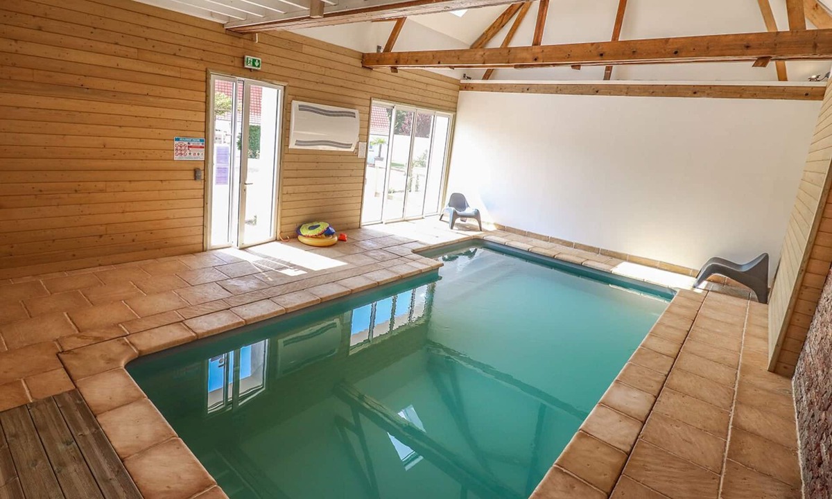 Le Moulinel House | Domaine du Moulinel 28 people indoor swimming pool 7 km from the beach