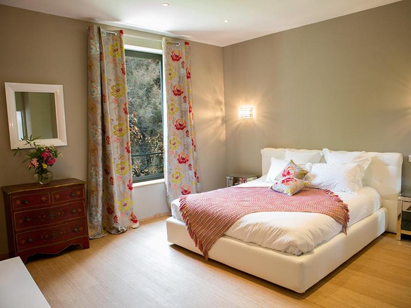 Saint-Gilles Bed & Breakfast | Domaine du Prieuré d'Estagel chambres d'hôtes