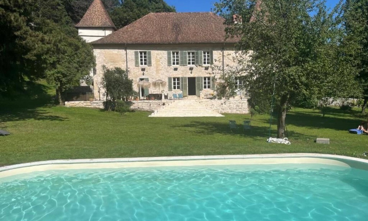 Montanges House | Domaine du Très-Haut