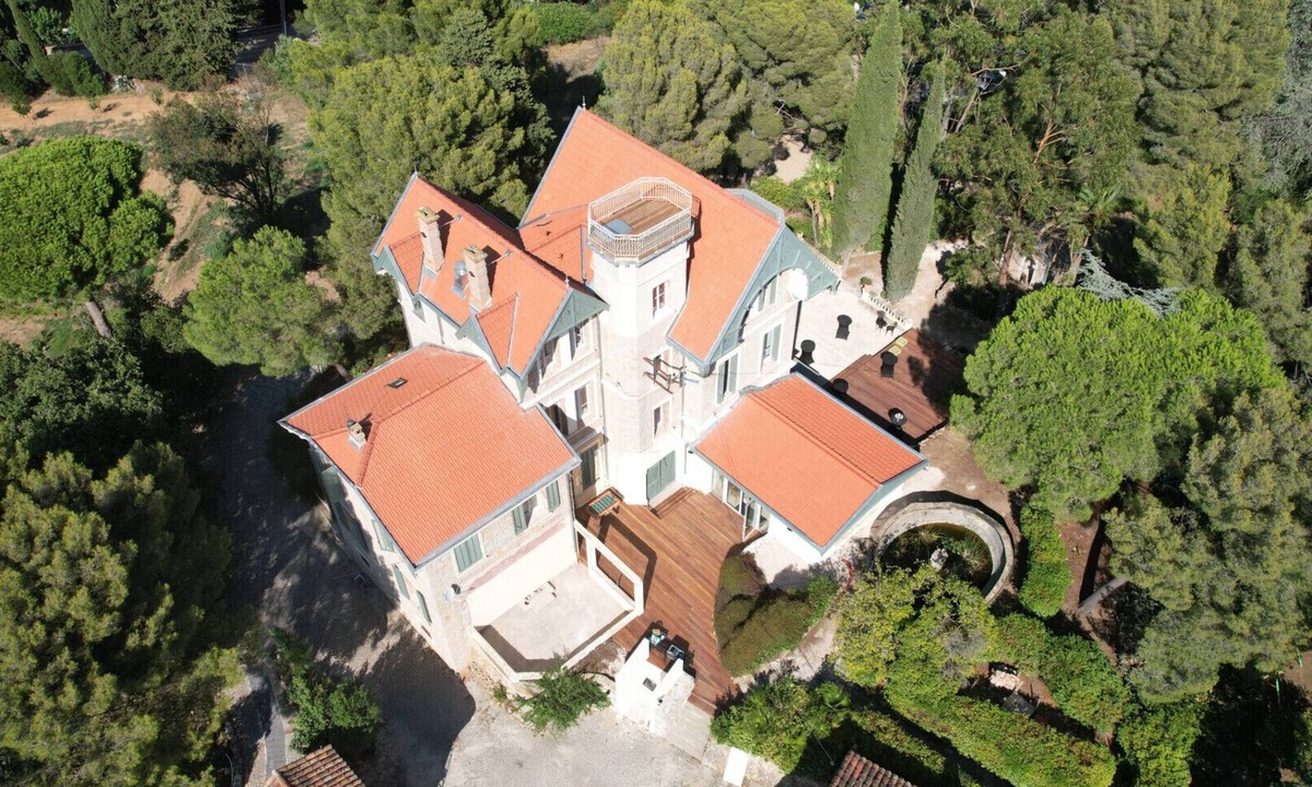 Le Mourillon Villa | DOMAINE LE CHATELET - TOULON