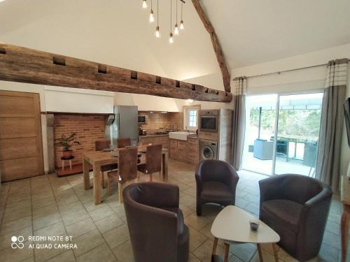 Saint-Martin-d'Abbat House | Domaine les Béseaudières