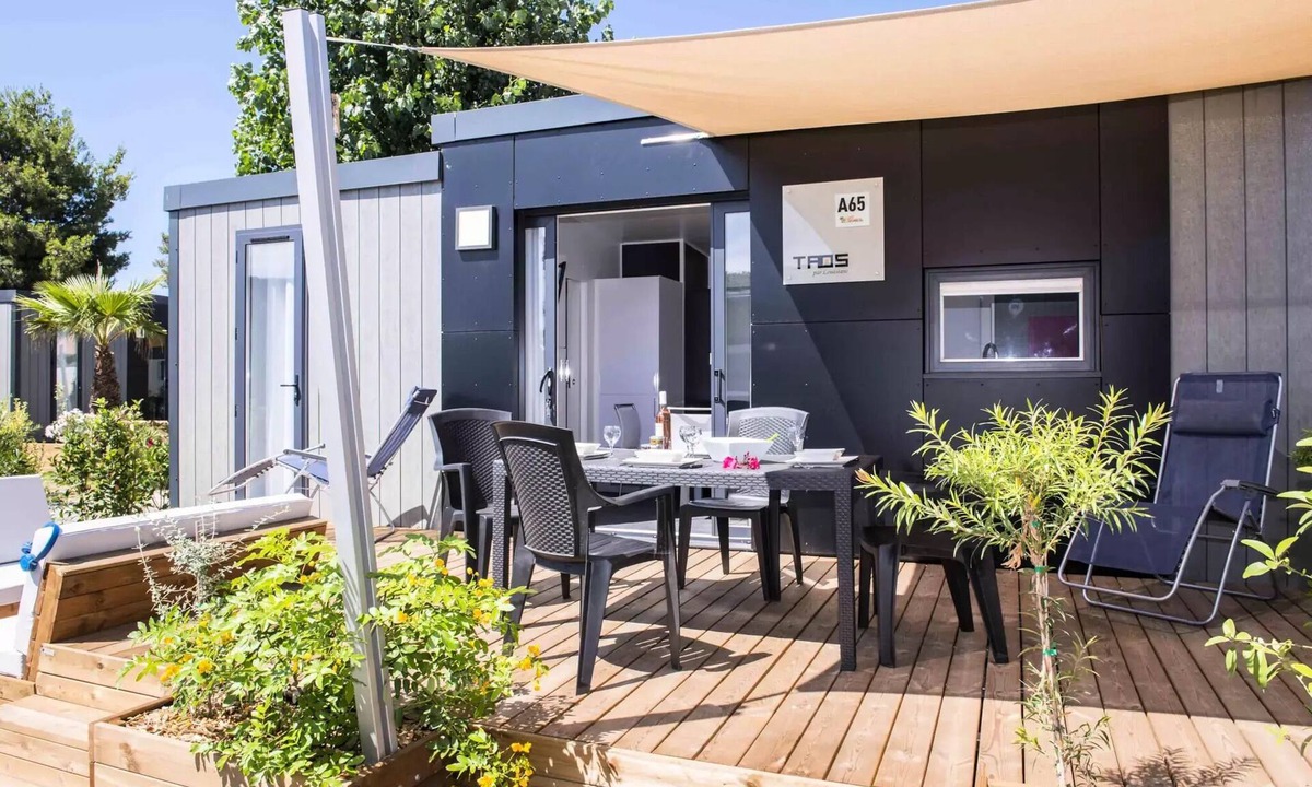 Les Cabanes de Fleury Ski Chalet | Domaine Les Mûriers - Cottage 3 Rooms 4 People VIP