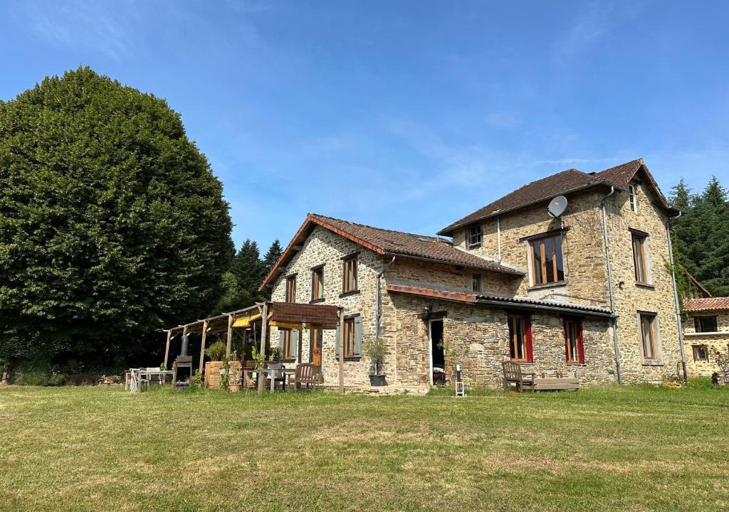 Pageas Resort | Domaine LES OURGEAUX