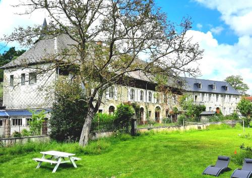 Tuzaguet Apartment | Domaine Lou Castet - Gite