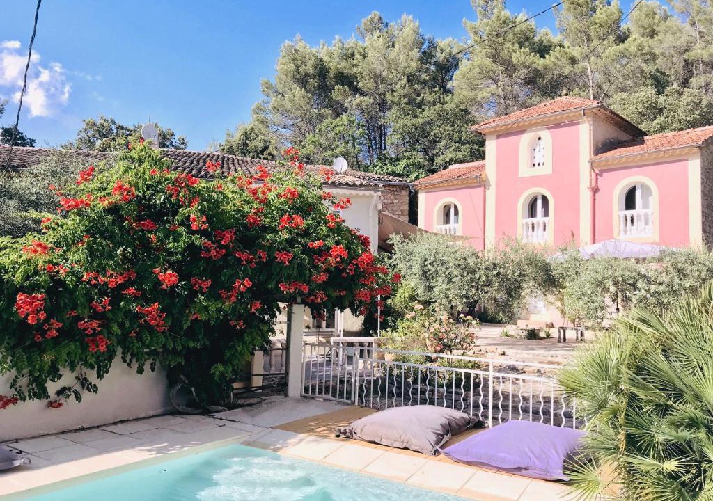 Taradeau Apartment | Domaine Saint-Joseph