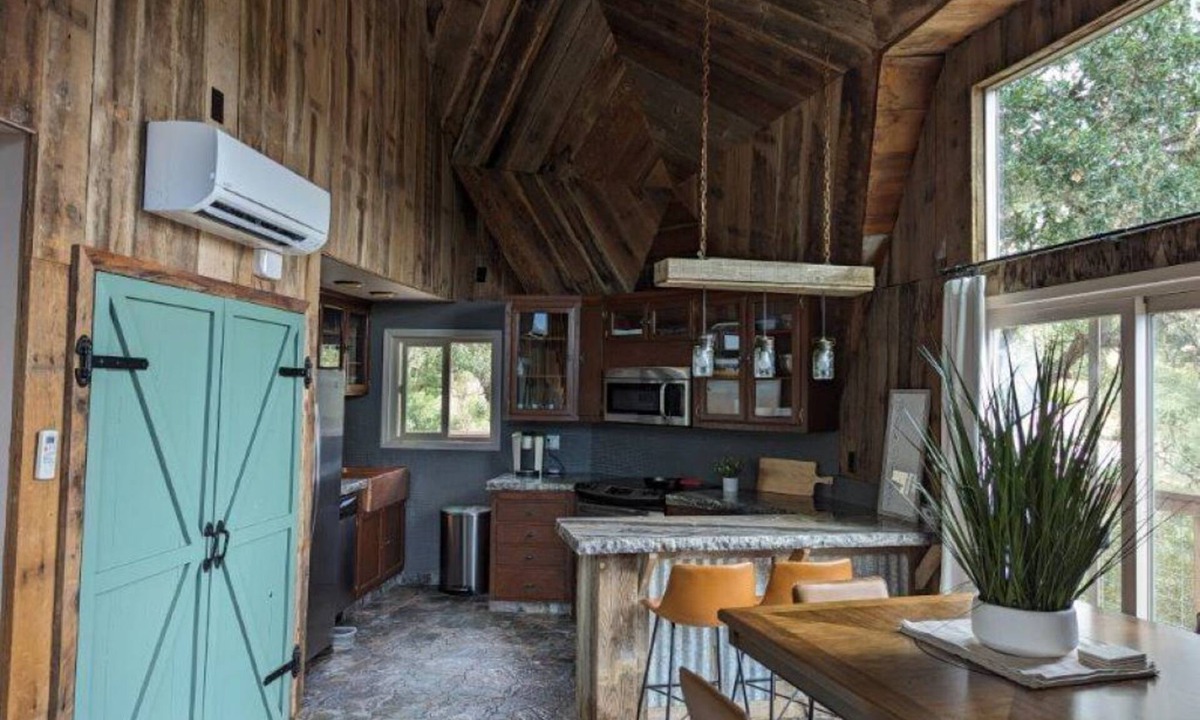 Oak Shores House | Dome Sweet Dome