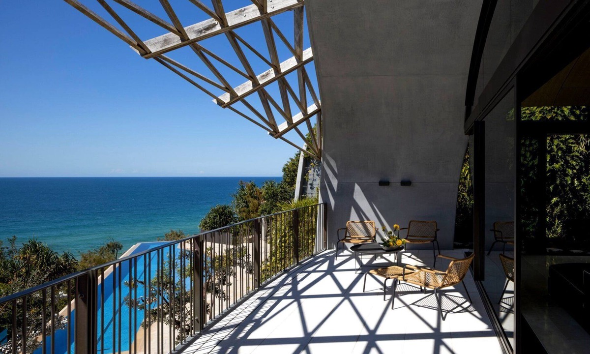 Sunshine Coast House | Domic Noosa (Ocean Views)