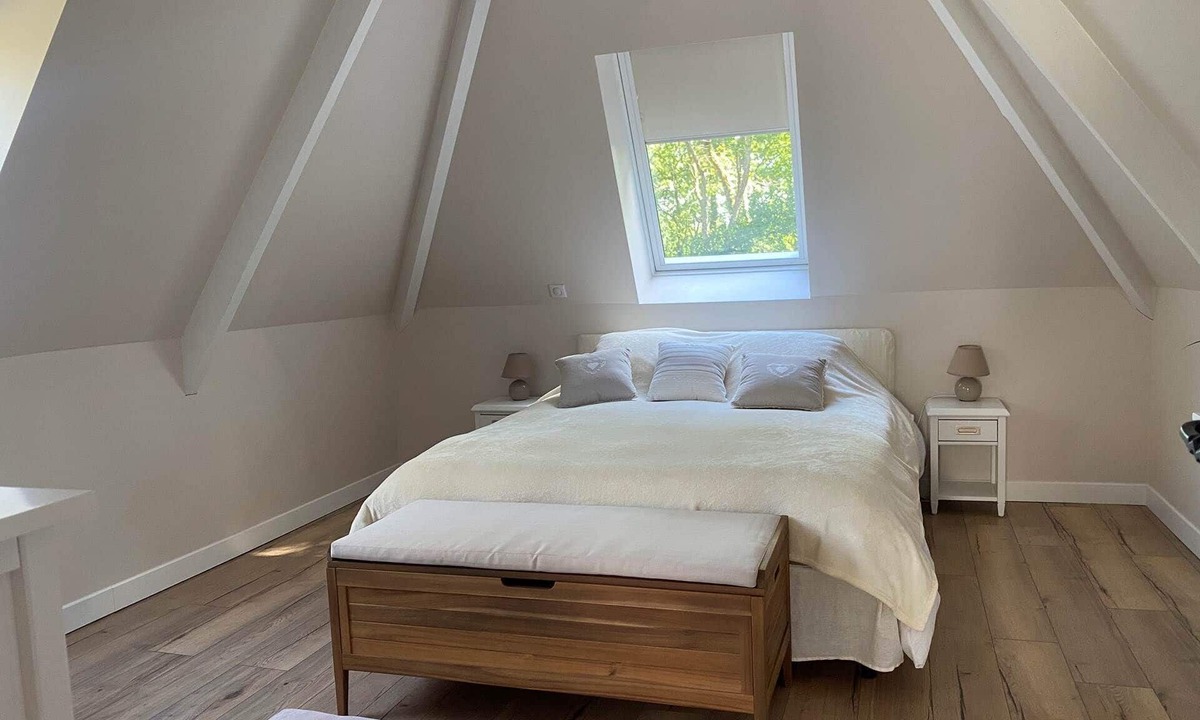 Lamonzie-Montastruc Apartment | Domitille Deluxe Room Garden View