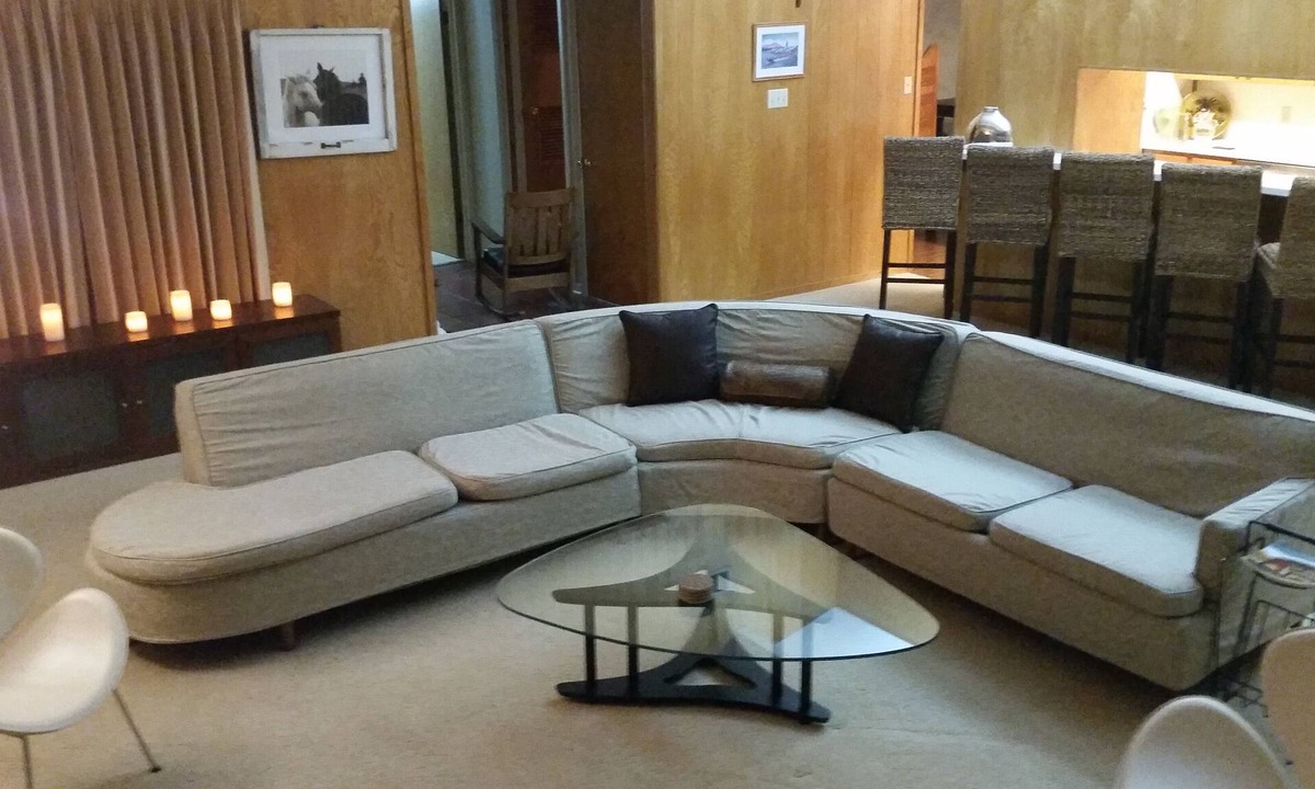 Waters Park House | Don Draper Would Live Here.
