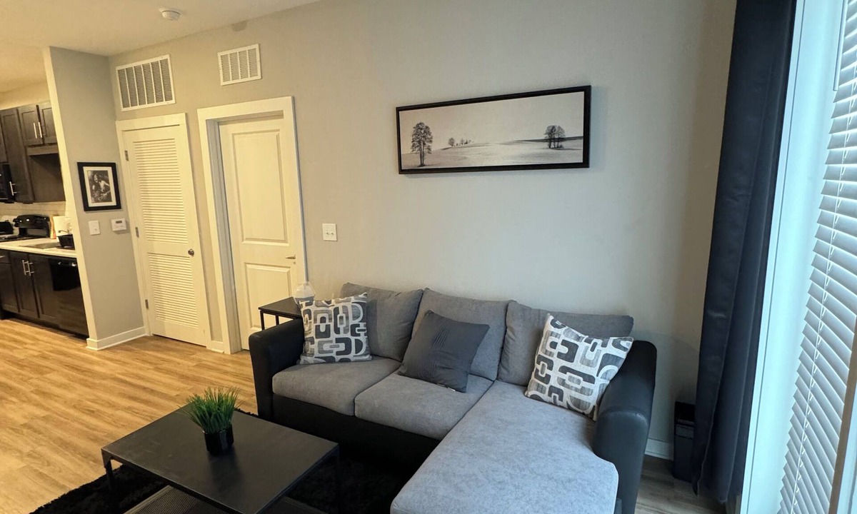 Capitol View Apartment | Don’t book!. Unable to delete property!