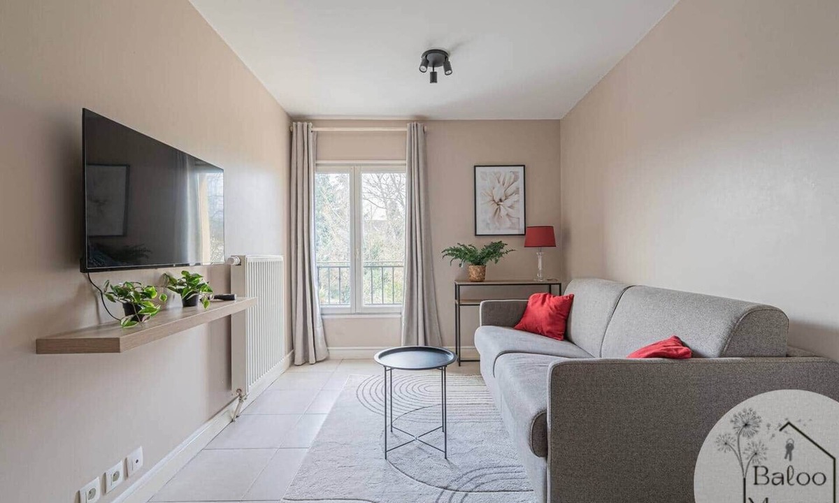 Magny-le-Hongre Apartment | Donald's Lodge - 5 min from Disneyland Paris