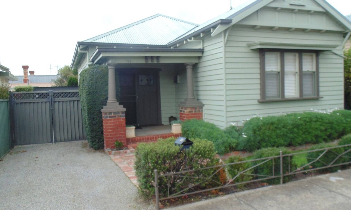 Soldiers Hill House | DonsLittleHouse - Quaint charming cottage