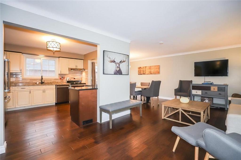 Historic Old Town House | Dorchester Cottage