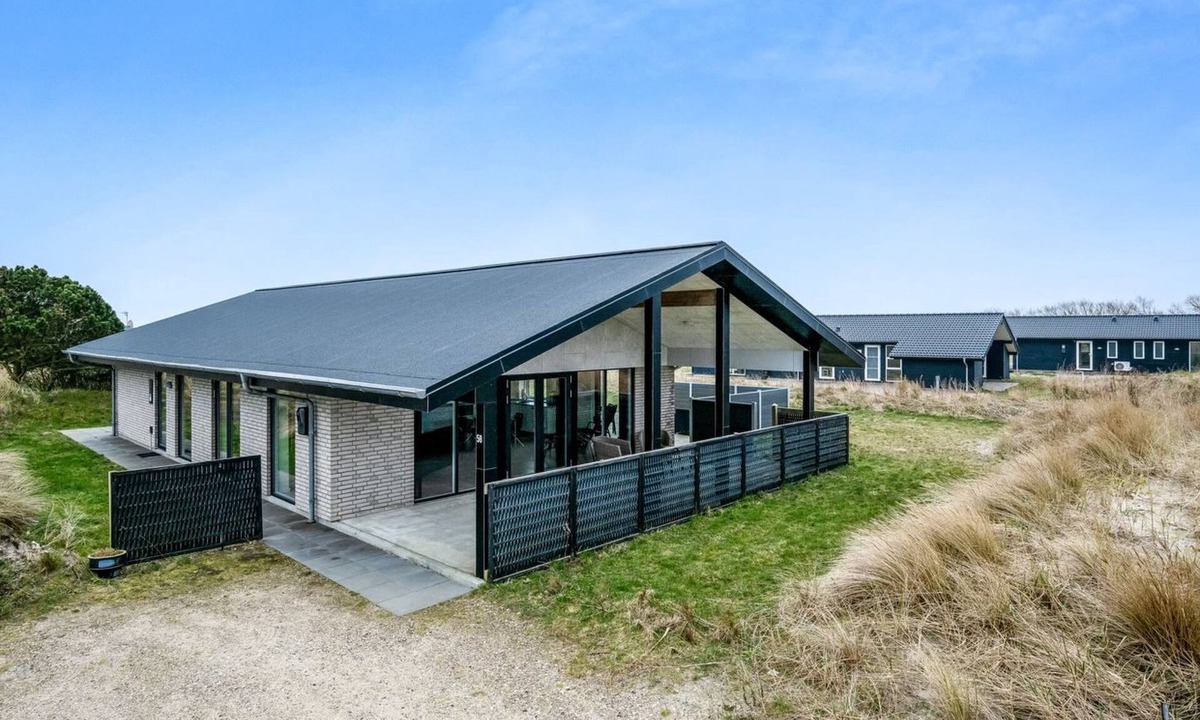 Nørre Lyngvig House | "Dorrit" - 1.2km from the sea by Interhome