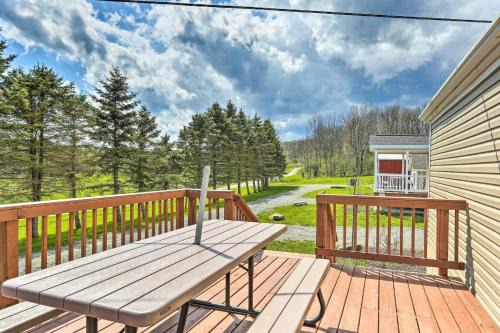 Pleasant Mount House | Dosanko Cottage & Brandenburger Suite At Equestrian House