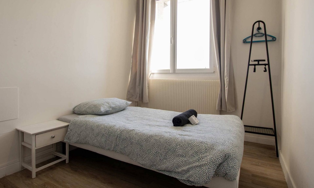 Douai Apartment | Douai 4 chambres Place d’Armes – 3e étage
