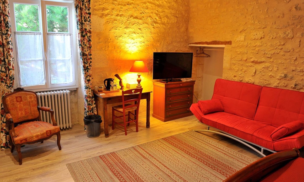 Bois House | Double Basquaise room - Sleep under the roofs