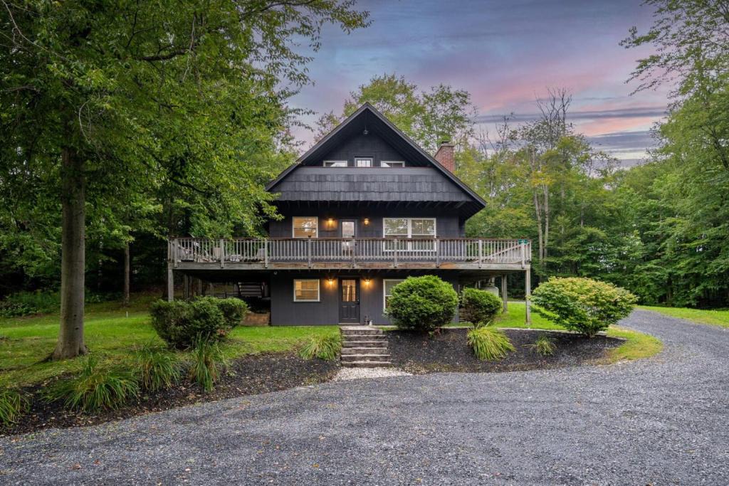 Killington House | Double Dipper - Upper Unit by Killington Vacation Rentals