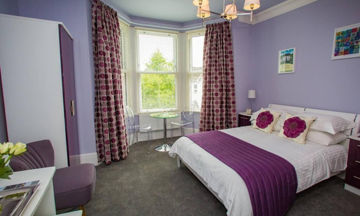 Park Apartment | Double-Ensuite Shower-Mountain View-Tudful Studio