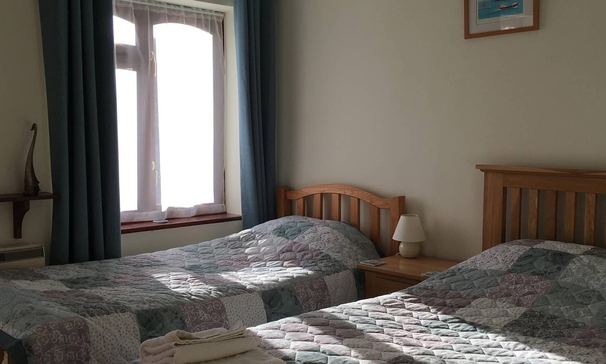 Kenn Other | Double or Twin-Private Bathroom