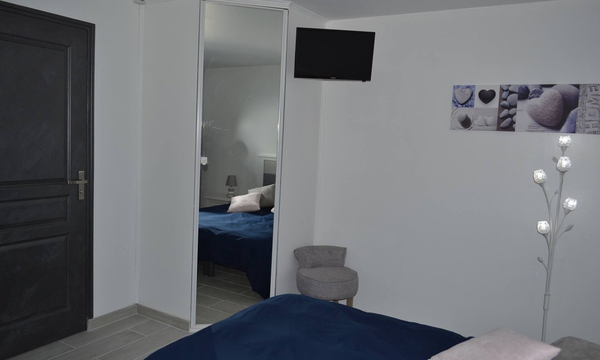 Marans House | Double Room "Oléron" - garden view