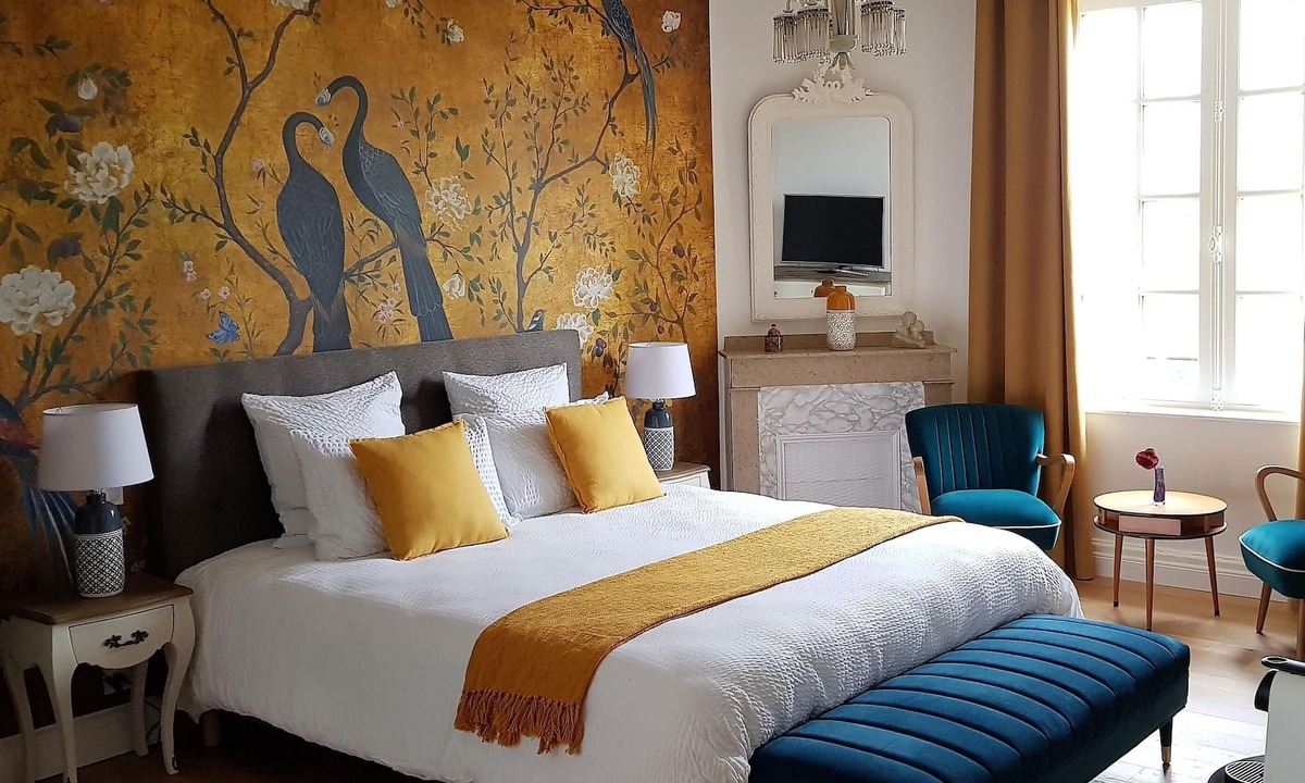 Labruguiere House | Double room-Oversized-Ensuite with Shower-Park view