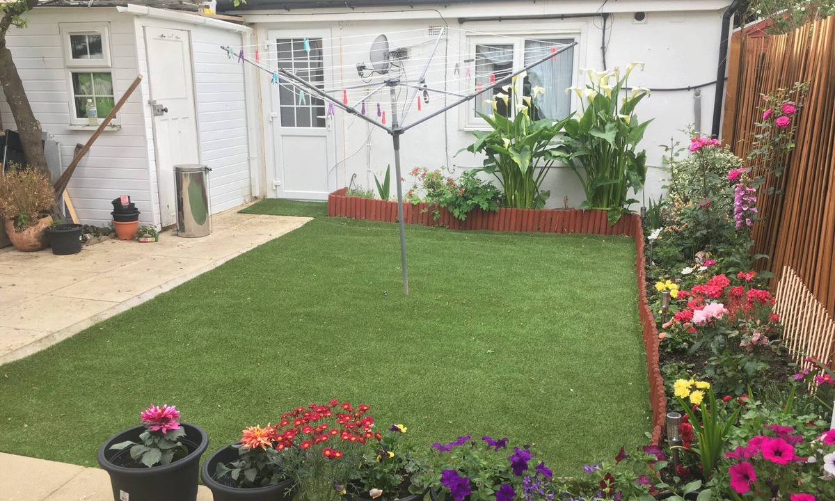 Hounslow Heath House | Double room with private bathroom