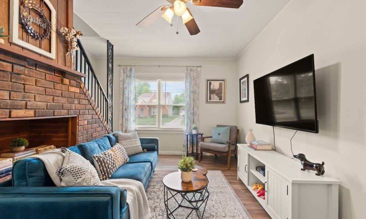 Kamm's Corners House | Double the Space for Large Groups! Entire Duplex!