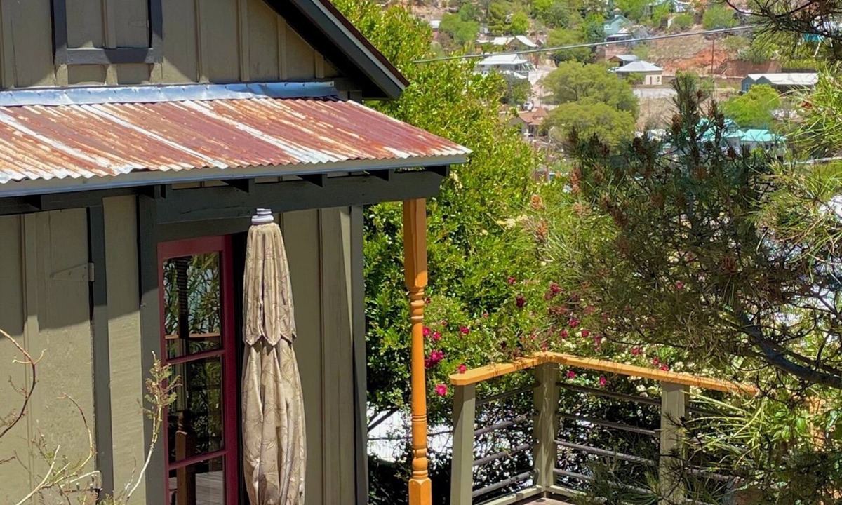 Bisbee Cottage | Doublejack Guesthouse - a vacation rental in Historic Old Bisbee