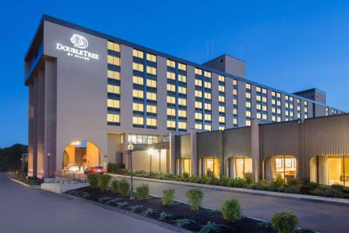 Danvers Hotel | DoubleTree Boston North Shore Danvers