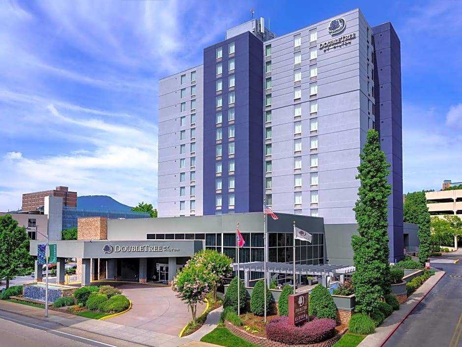 Downtown Chattanooga Hotel | DoubleTree by Hilton Chattanooga
