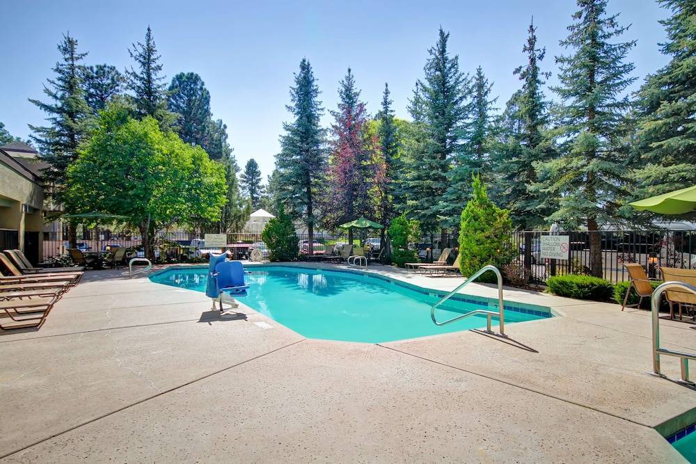 Flagstaff Hotel | DoubleTree by Hilton Hotel Flagstaff