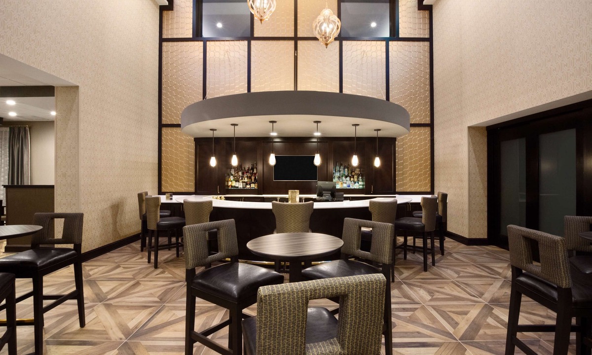 Mount Pleasant Hotel | DoubleTree by Hilton Charleston Mount Pleasant
