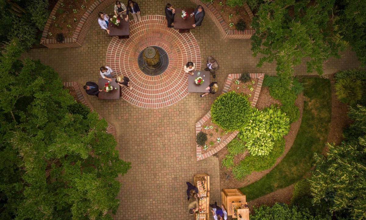 Asheville Hotel | DoubleTree by Hilton Asheville - Biltmore