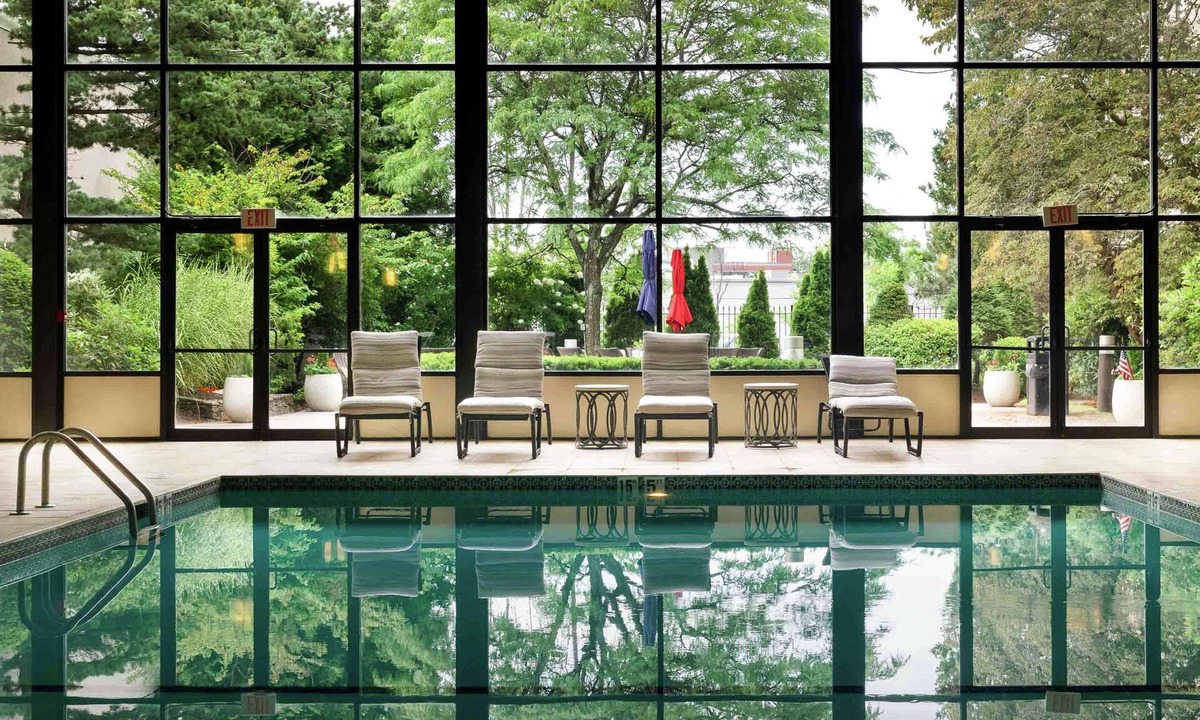 Milford Hotel | DoubleTree by Hilton Boston - Milford