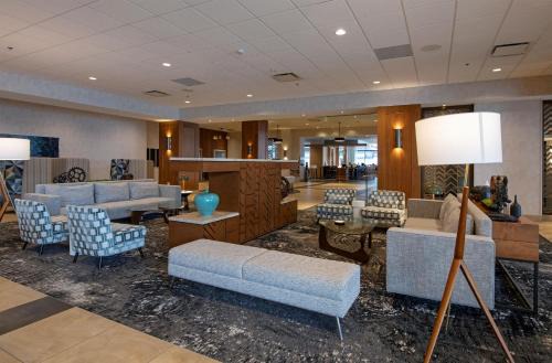 Regina Hotel | DoubleTree by Hilton Hotel & Conference Centre Regina