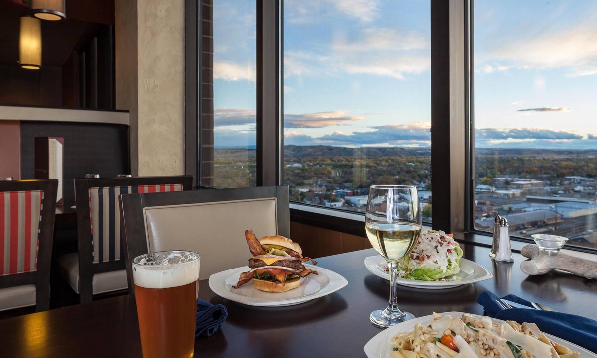 North Park Hotel | DoubleTree by Hilton Hotel Billings