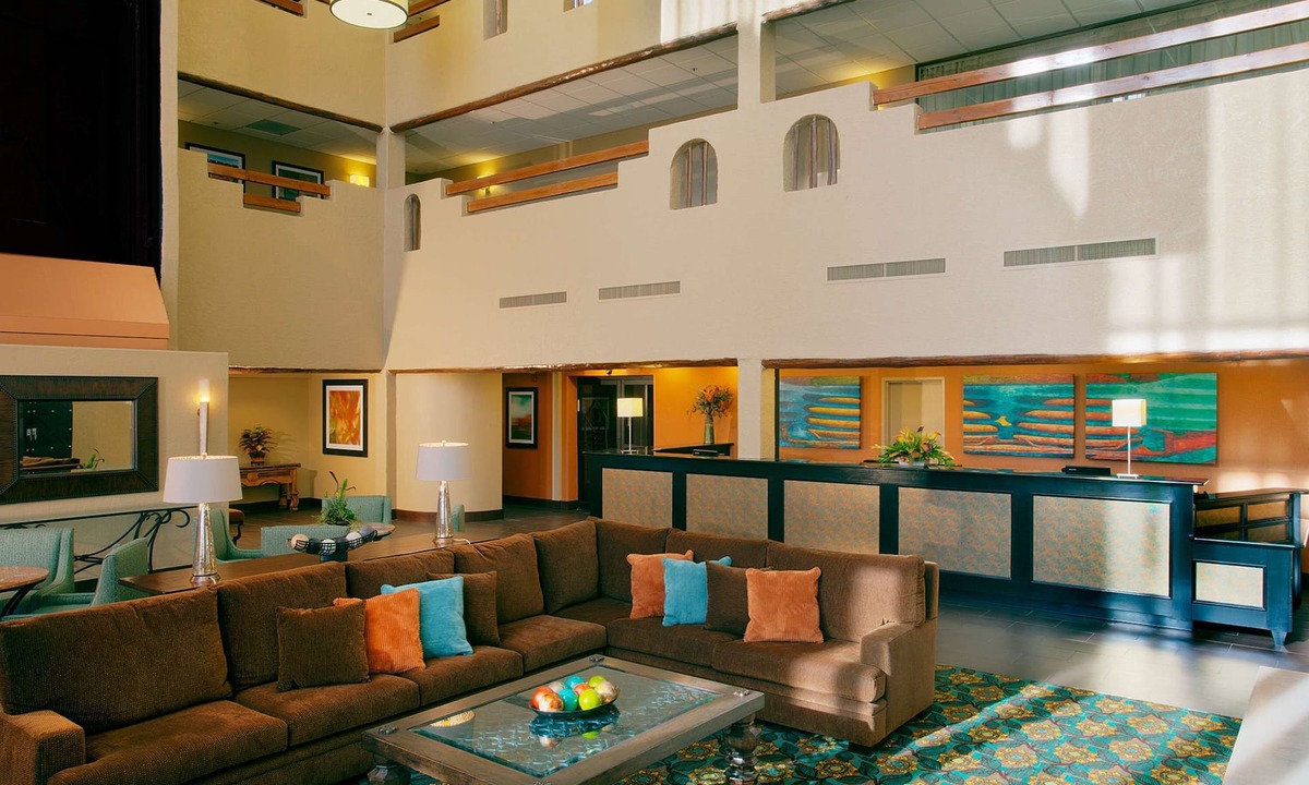 Southside Hotel | DoubleTree by Hilton Hotel Santa Fe