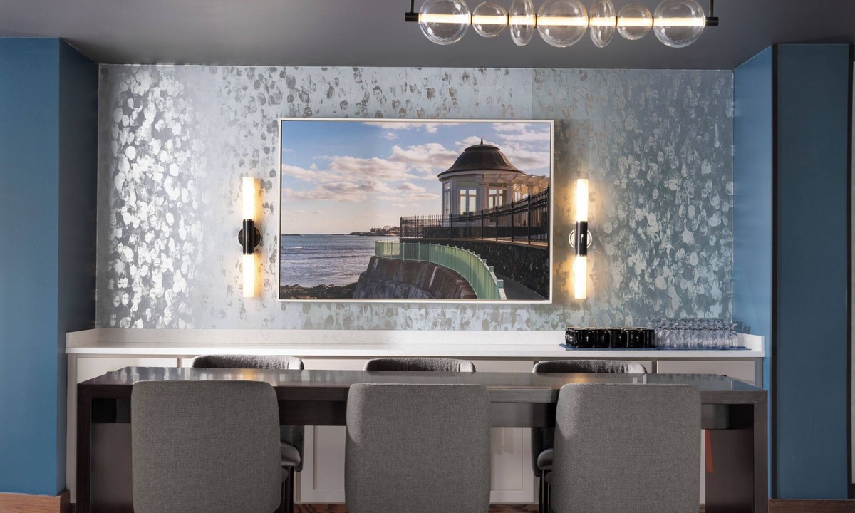 Warwick Hotel | DoubleTree by Hilton Providence Airport Warwick