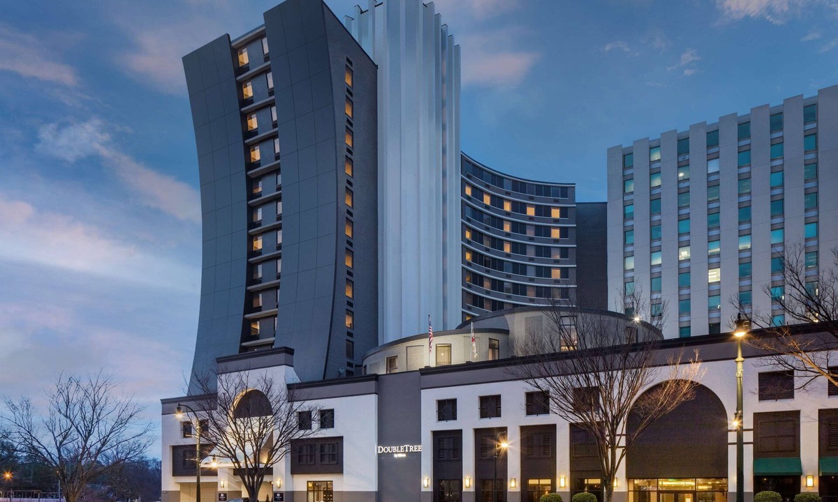 Downtown Hotel | Doubletree by Hilton Washington DC Silver Spring