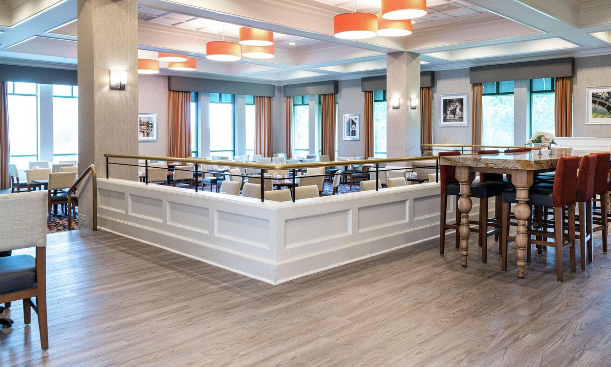 Plymouth Meeting Hotel | DoubleTree Suites by Hilton Hotel Philadelphia West