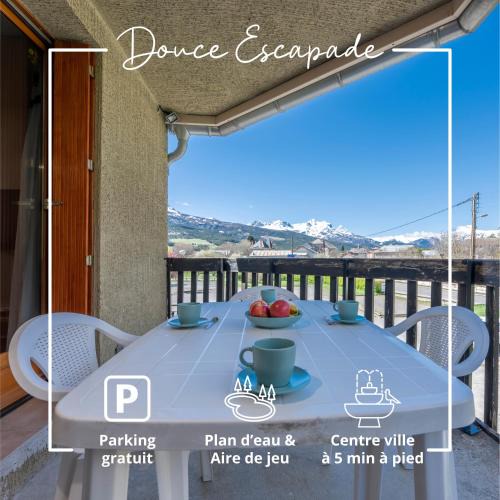 Jausiers Apartment | Douce Escapade - Balcon - Parking
