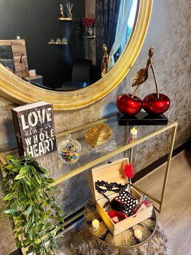 Limoges Apartment | Douce Folie romantique