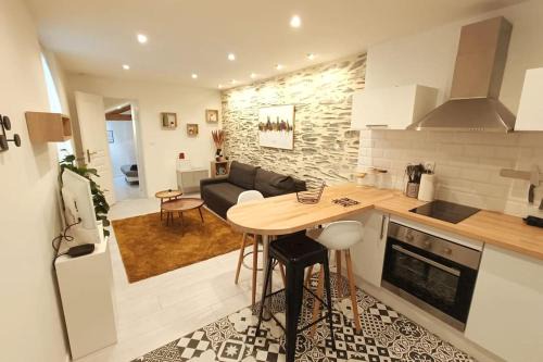 Madeleine - Saint-Leonard Apartment | Douceurs Angevine