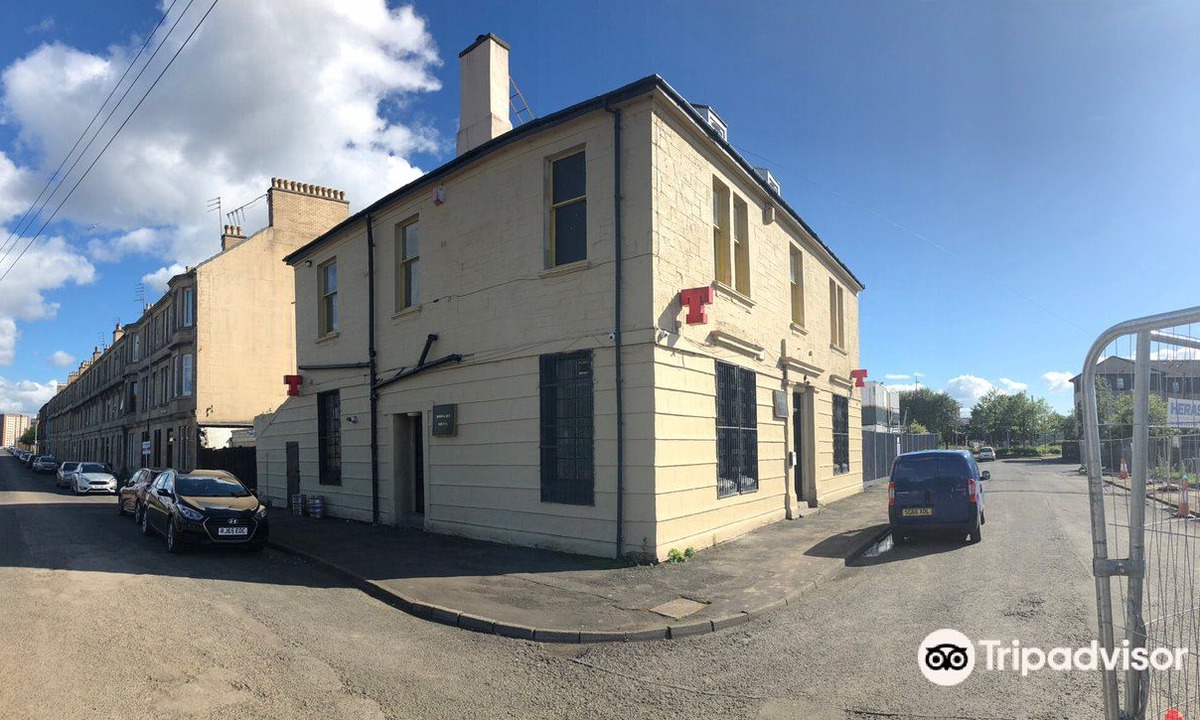 Clydebank Hotel | Douglas Hotel