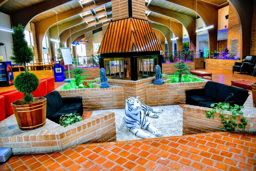 Douglas Hotel | Douglas Inn and Conference Center
