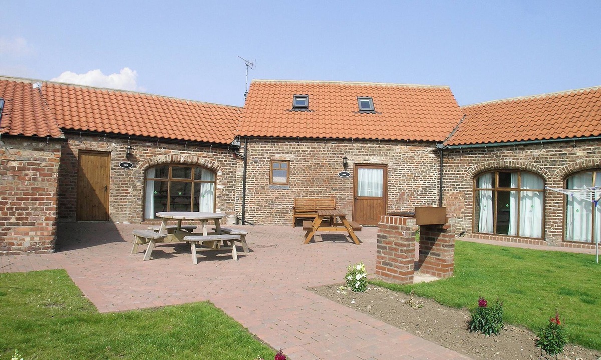 Flamborough Cottage | Dove Cottage - 25117