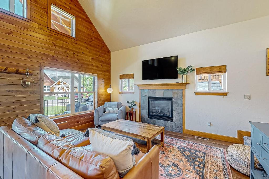 Dover Bay House | Dover Bay Way